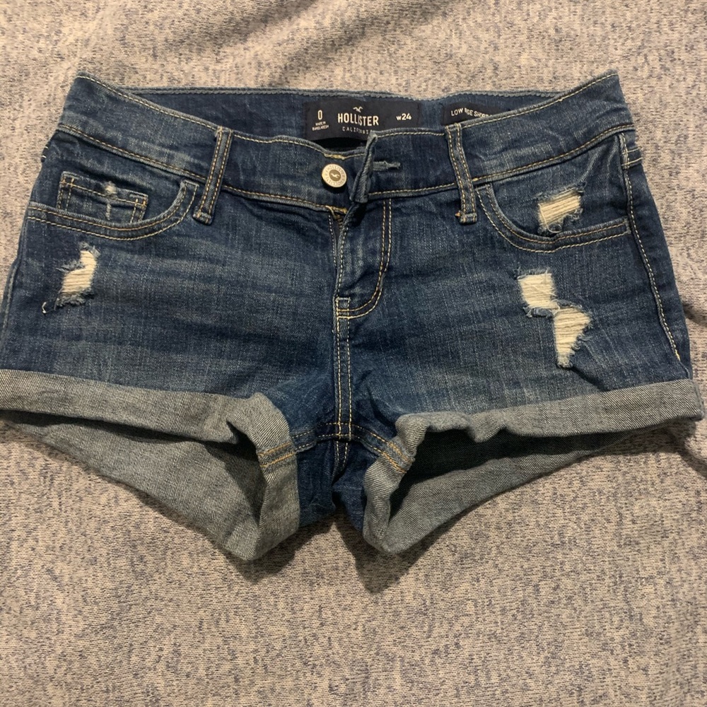 Brand new Hollister Jean shorts Size 0